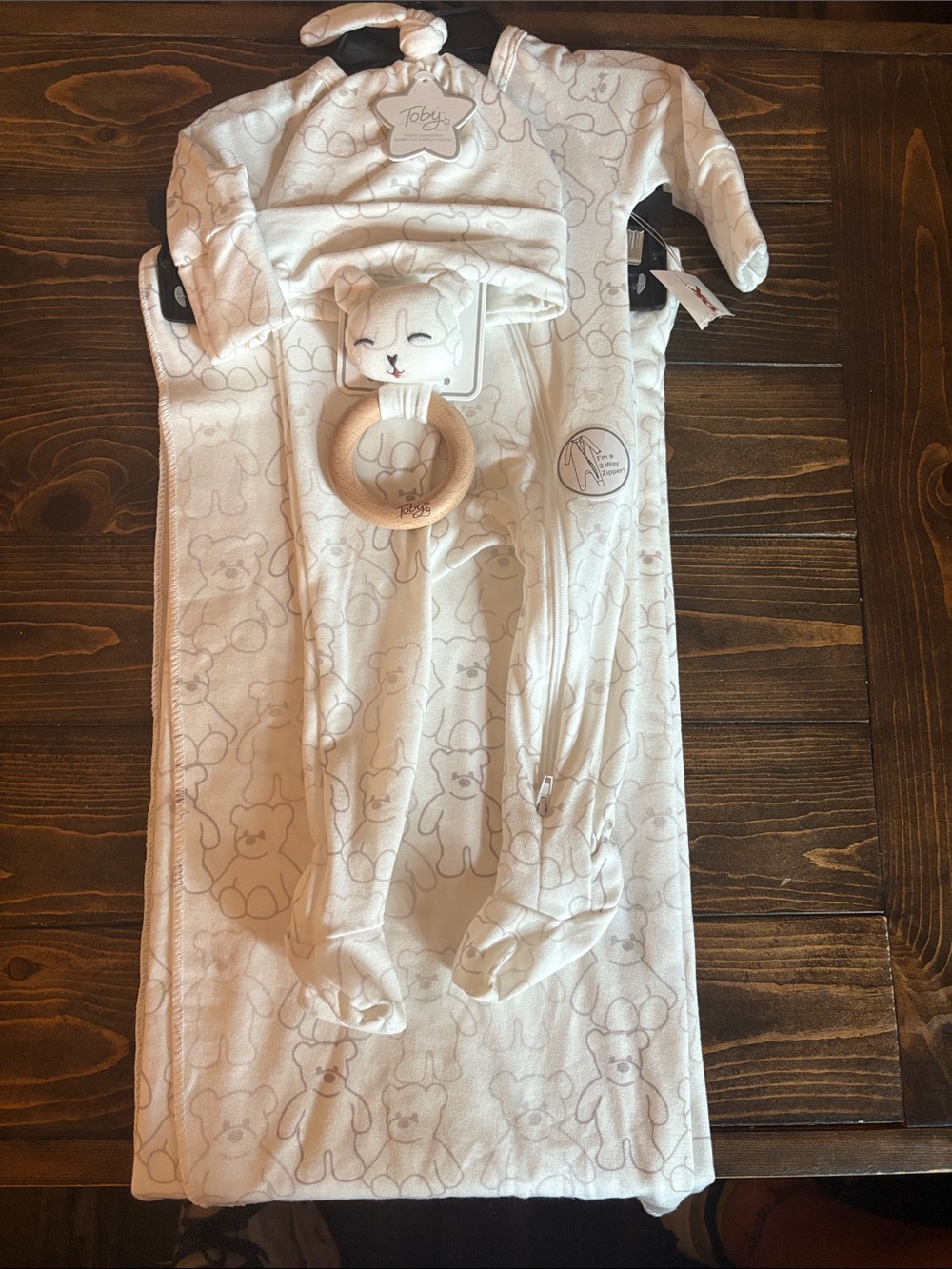 Neutral Bear Print Baby Pajamas with Hat and Rattle